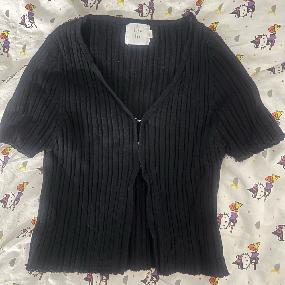 black new shein top never worn size small